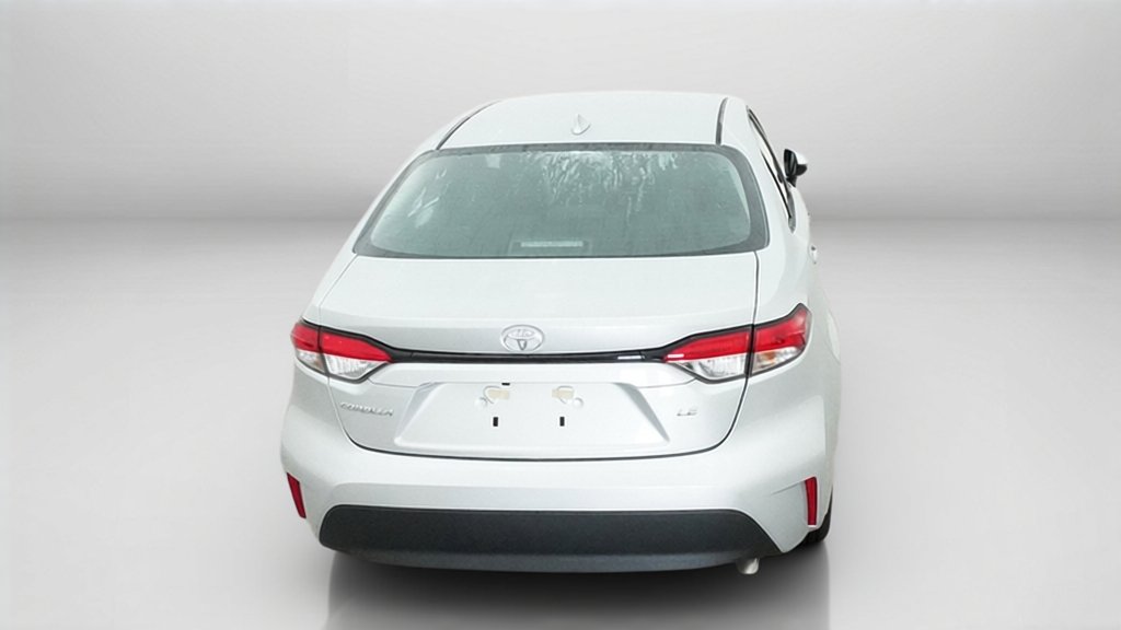 New 2027 Classic Silver Metallic Toyota LE image 12
