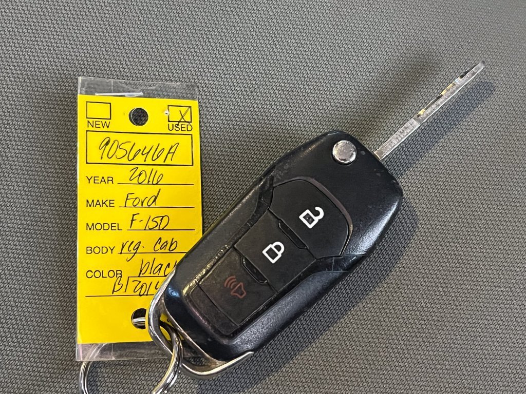 Used 2016 Black Ford XL image 12