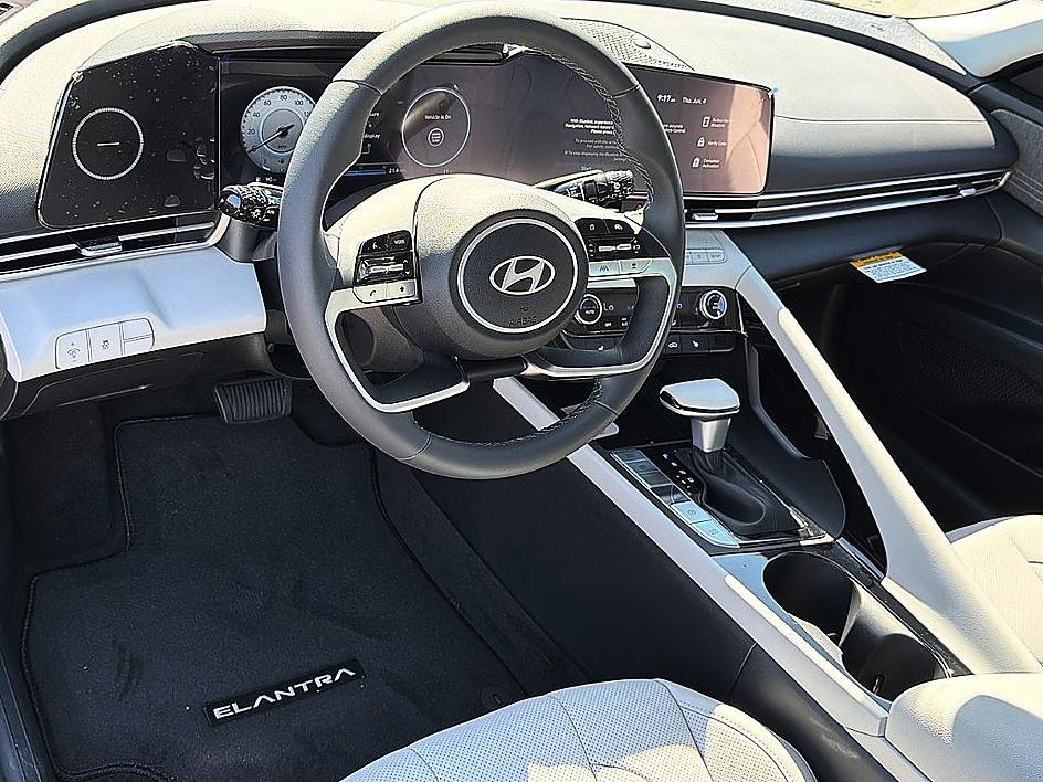 New 2026 Amazon Gray Hyundai Limited image 6