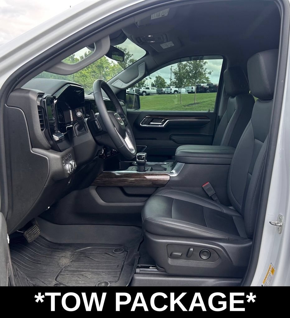Used 2024 Summit White GMC Elevation image 16