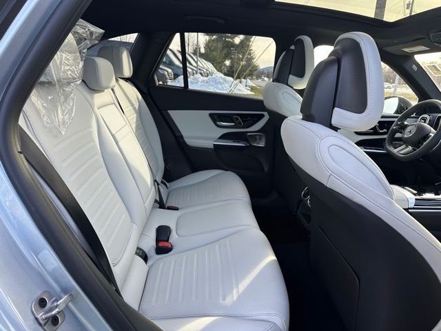 Used 2026 Cirrus Silver Metallic Mercedes-Benz GLC 300 image 22