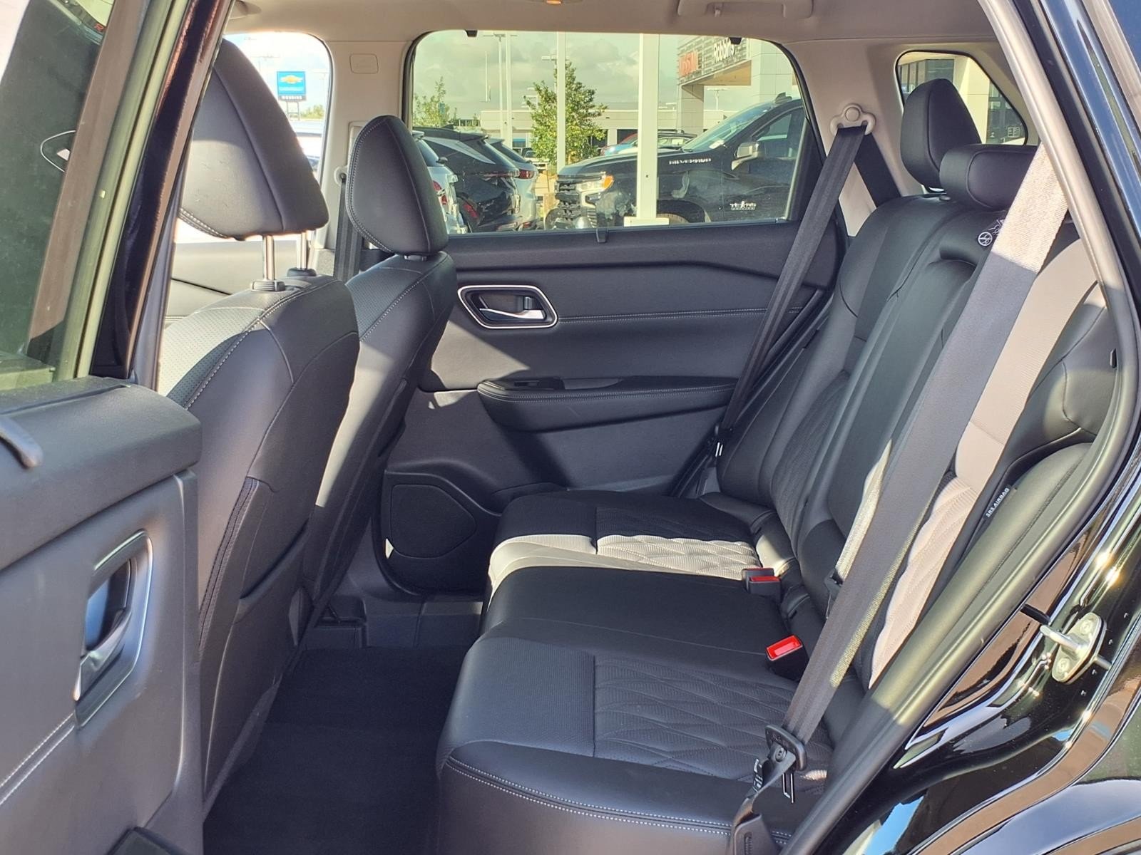 2026 Nissan Rogue Platinum Black at Robbins Nissan