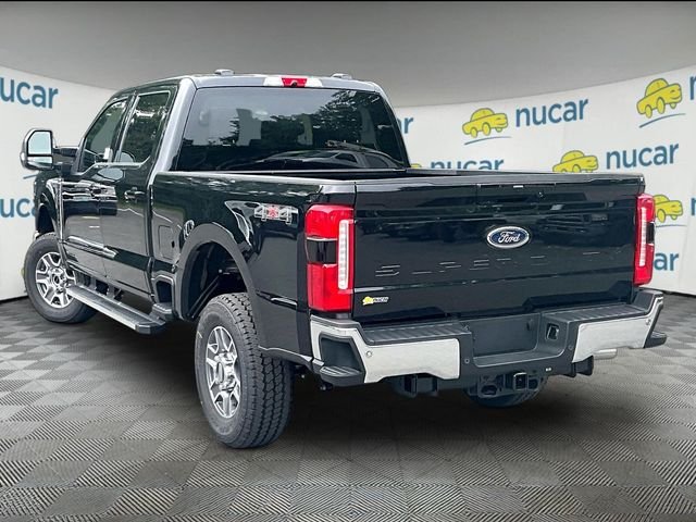 New 2026 Agate Black Metallic Ford Lariat image 4