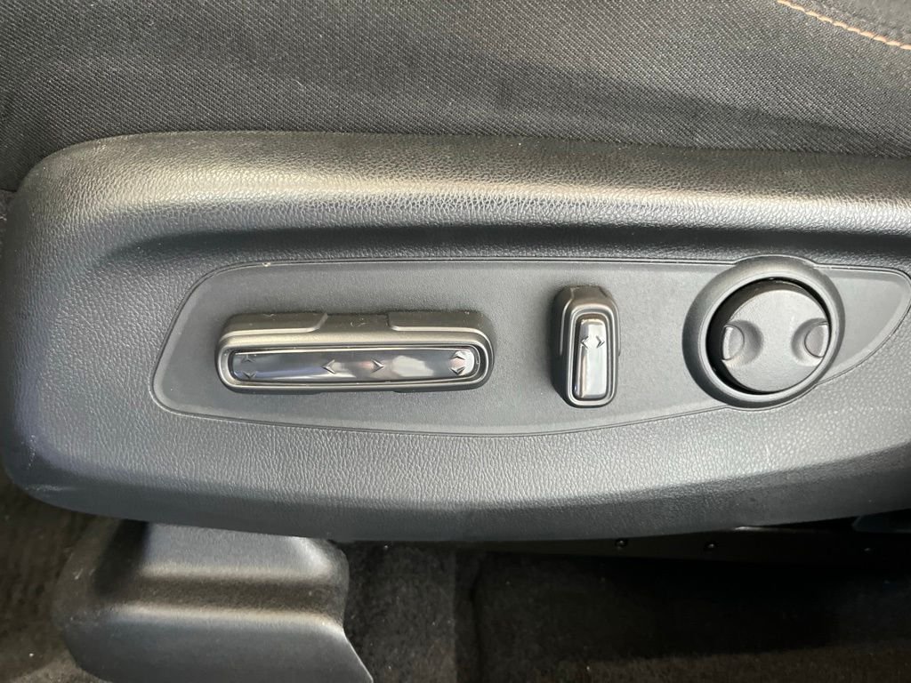 Used 2023  Honda Sport image 21