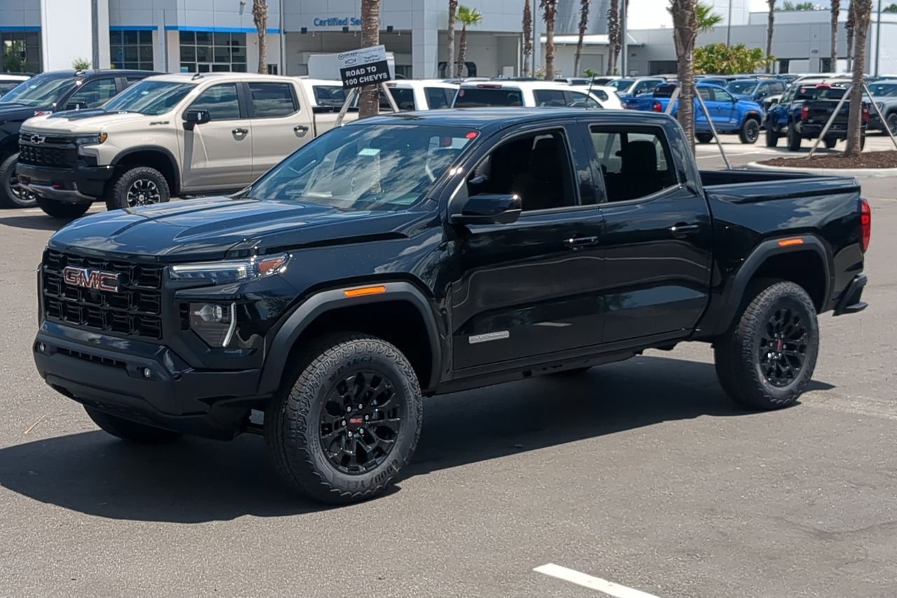 New 2026 Onyx Black GMC Elevation image 4