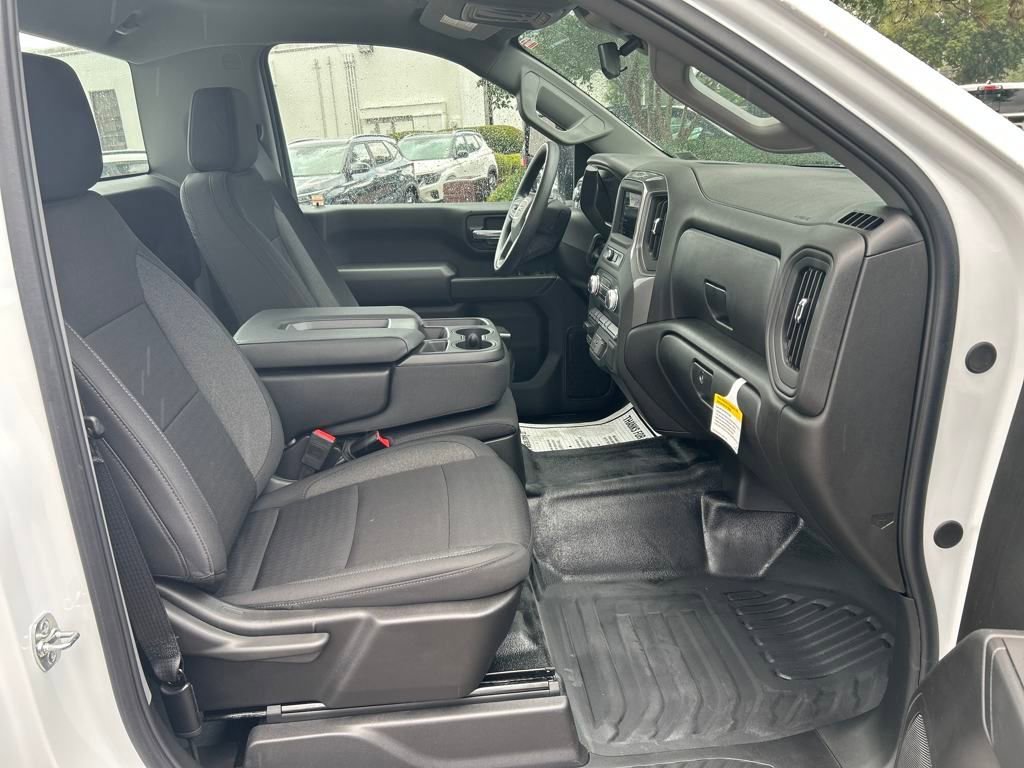 2025 GMC Sierra 2500HD Pro - Photo 26