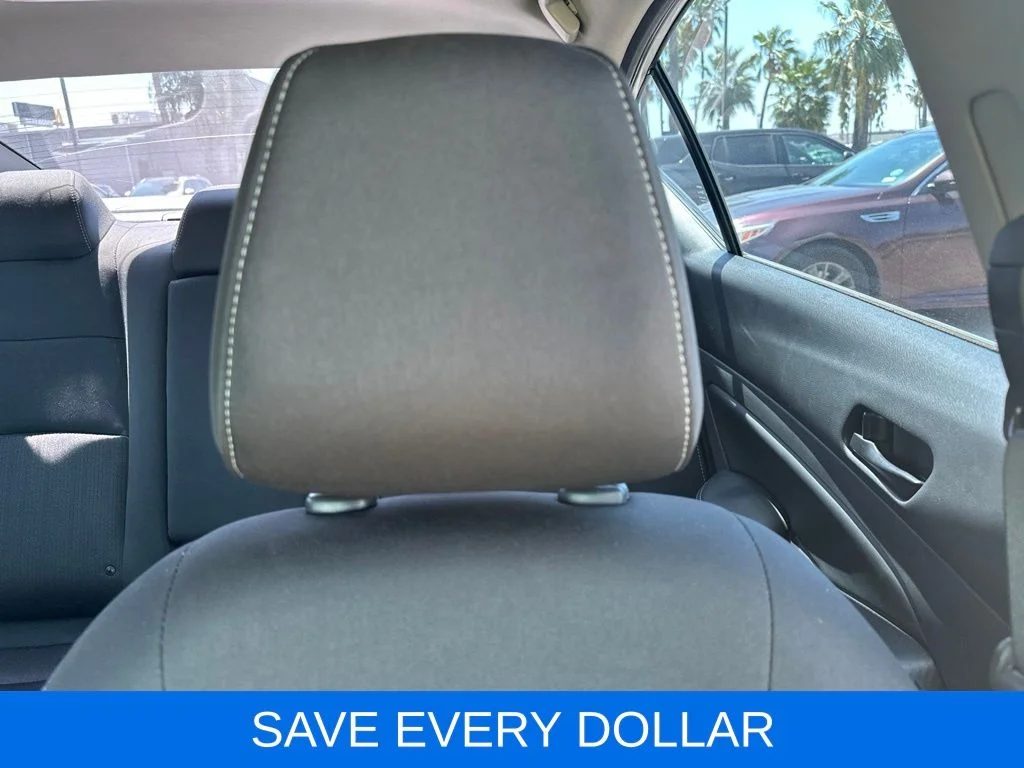Used 2024 White Nissan 2.5 SV image 10