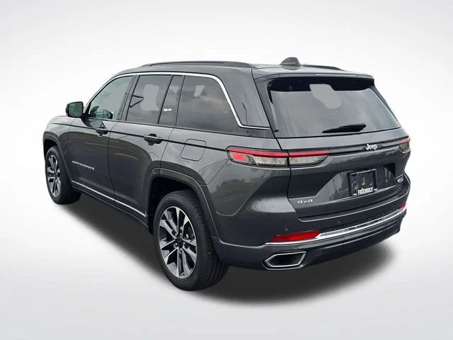 Used 2025 Gray Jeep Overland image 10