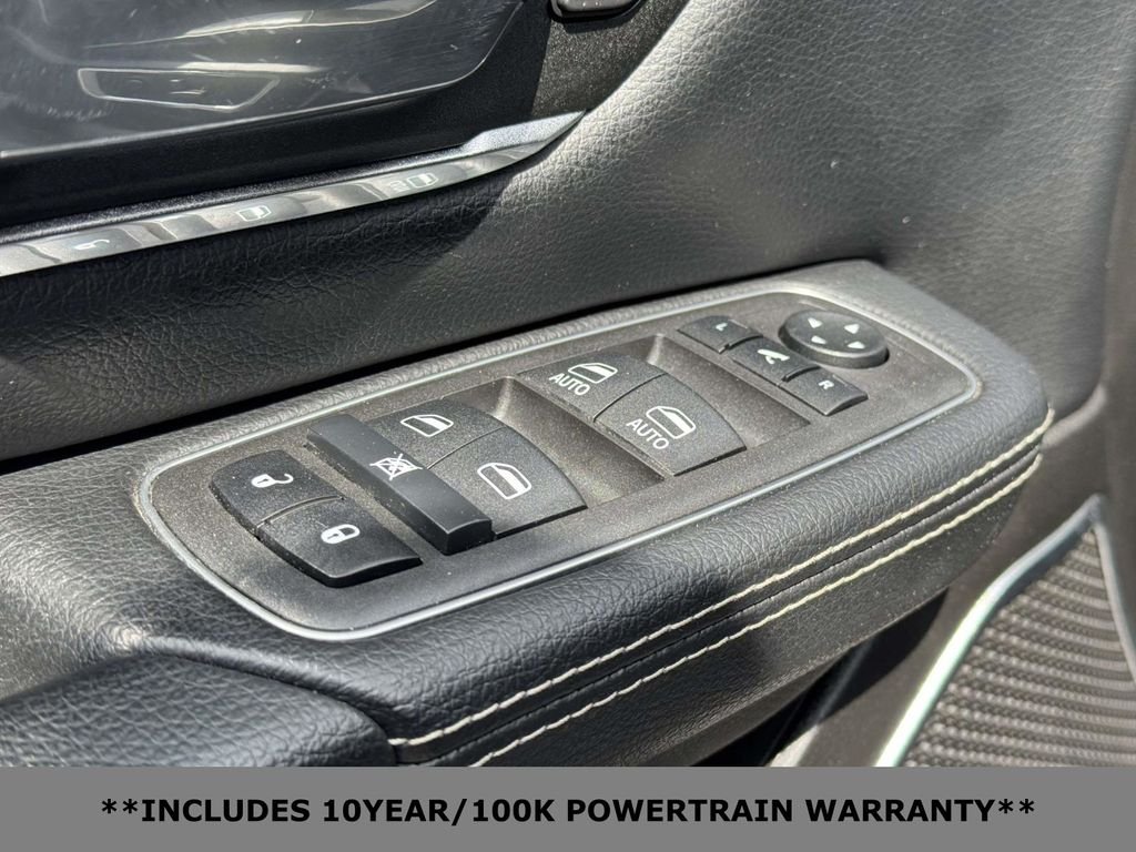 Used 2022 Black Ram Laramie image 17