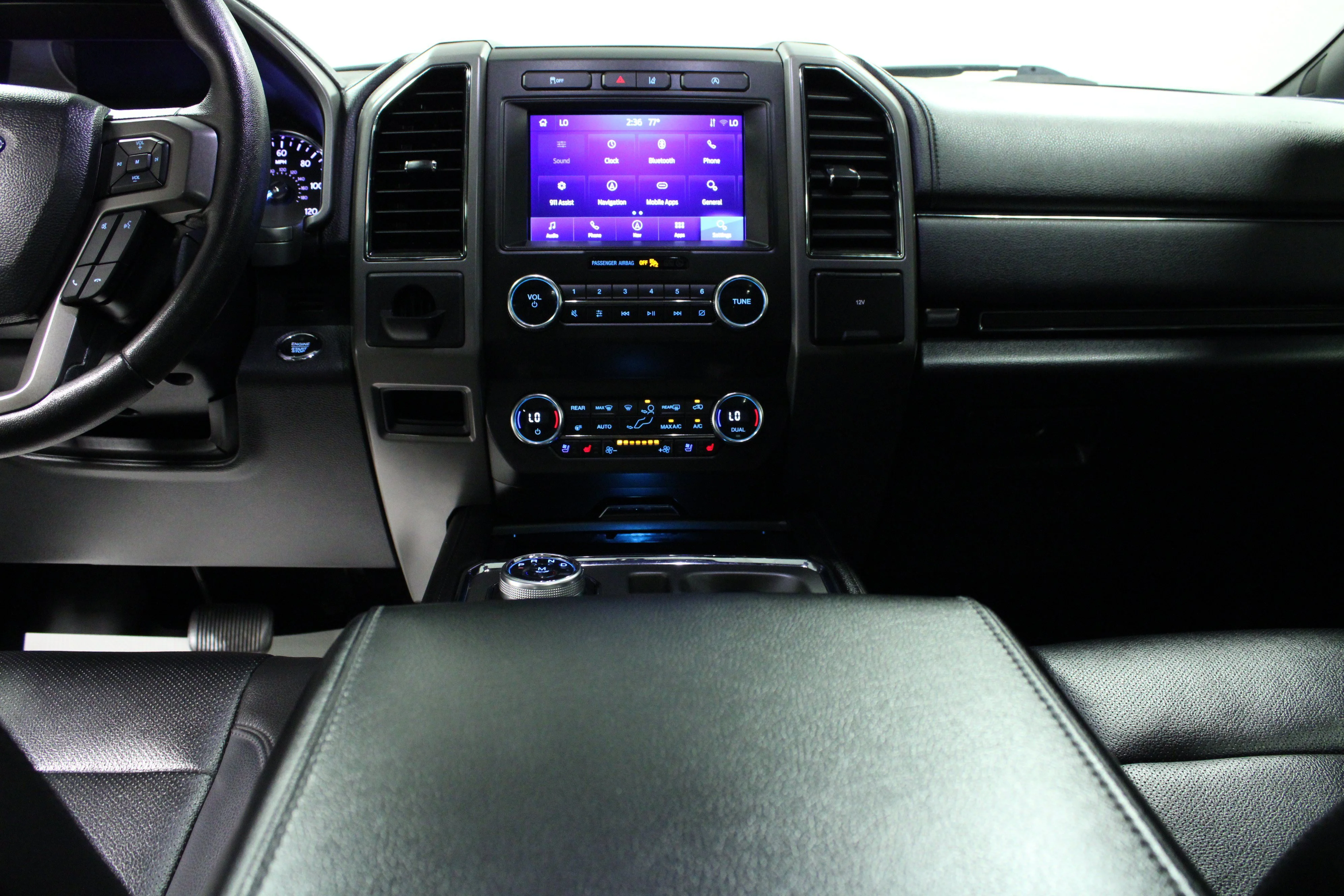 Used 2020 Black Ford XLT image 19