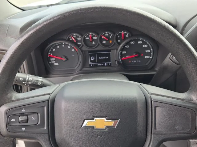 Used 2022 White Chevrolet Custom image 20