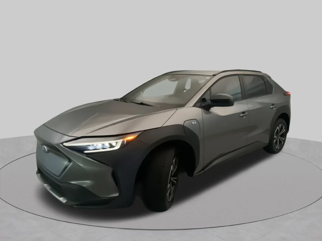 2025 Subaru Solterra PREMIUM SUV Slide 8