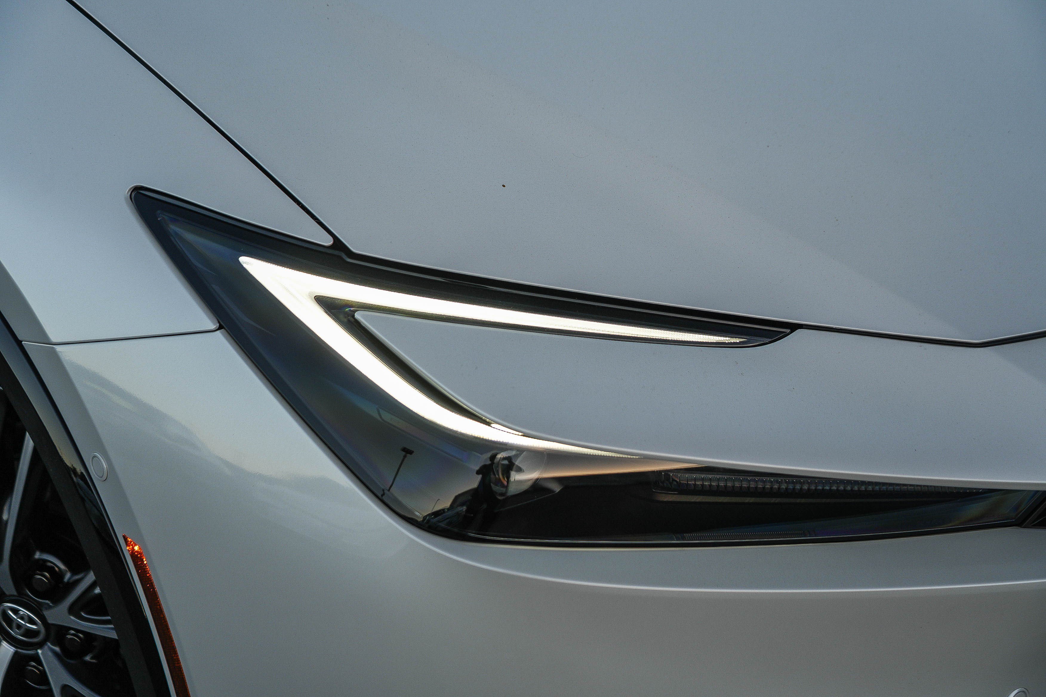 New 2027 Wind Chill Pearl <sup>1</sup> Toyota  Limited image 2