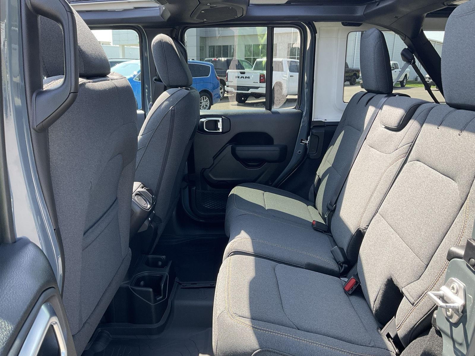 New 2026 Anvil Clearcoat Jeep Sport S image 18
