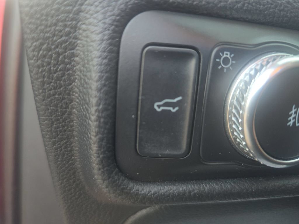Used 2020 Red Metallic Ford Limited image 26