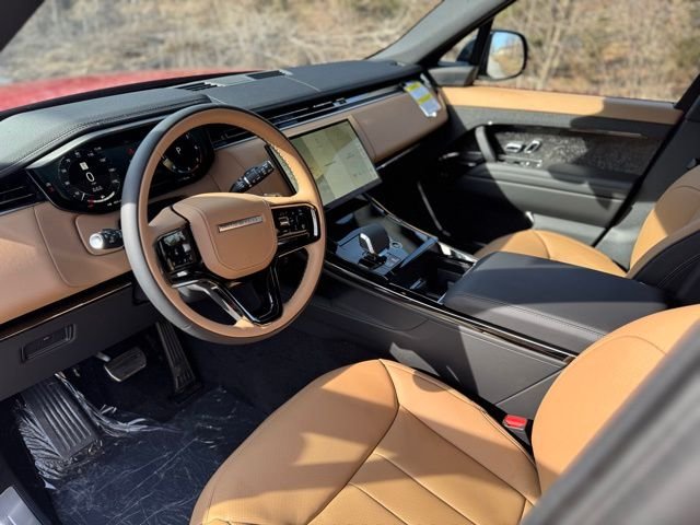 New 2026 Firenze Red Land Rover Dynamic SE image 10