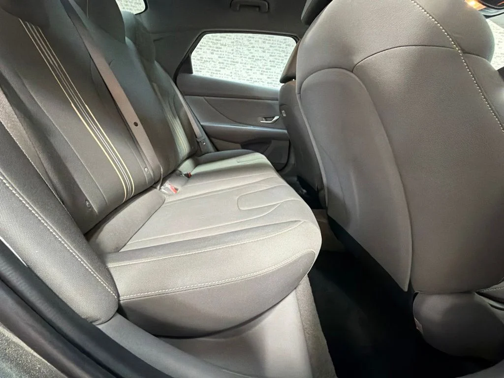 Used 2026 Amazon Gray Hyundai SEL Sport image 12