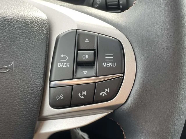 New 2026 Agate Black Metallic Ford Active image 23