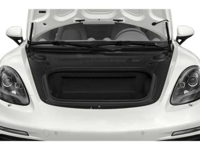 Used 2019  Porsche Base image 13