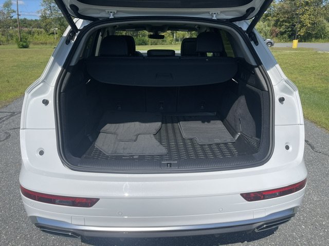 Used 2024 White Audi S line Premium image 15