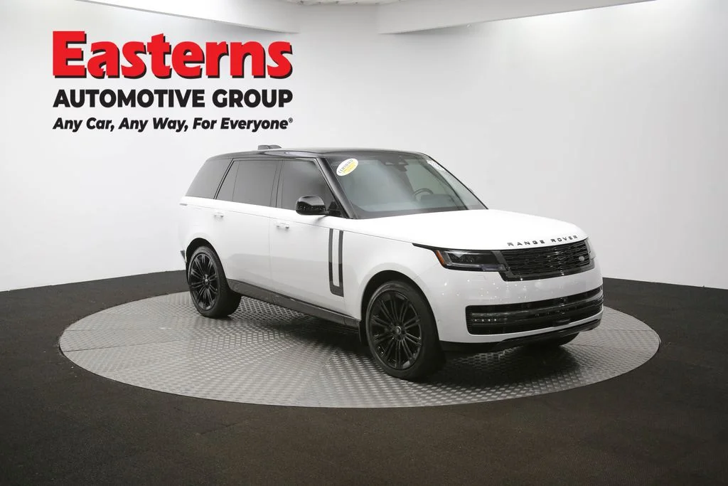 Used 2024 White Land Rover Autobiography image 52