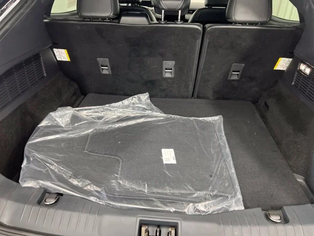 Used 2023 Black Ford Premium image 9