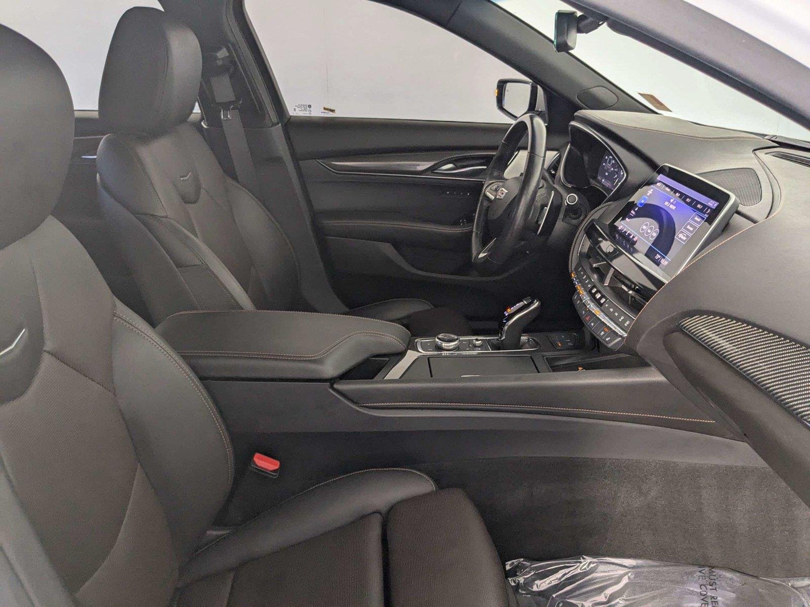 Used 2022 Summit White Cadillac Sport image 33