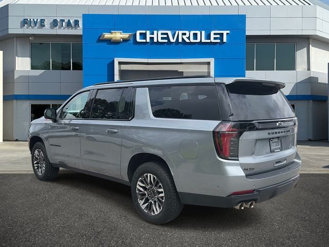 Used 2025 Gray Chevrolet Z71 image 4