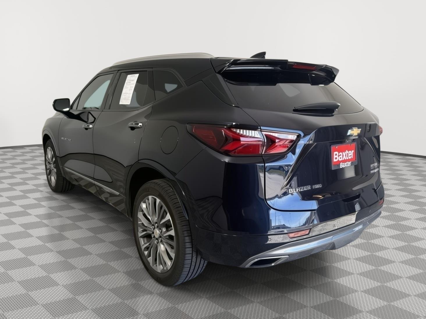 Used 2020 Midnight Blue Metallic Chevrolet Premier image 9