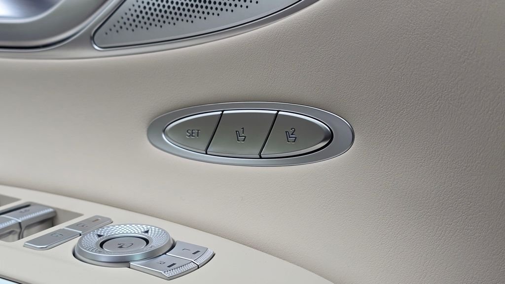 New 2026 Silver Genesis 2.5T ADVANCED image 25