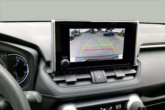 Certified Used 2025 SILVER SKY METALLIC Toyota  image 27