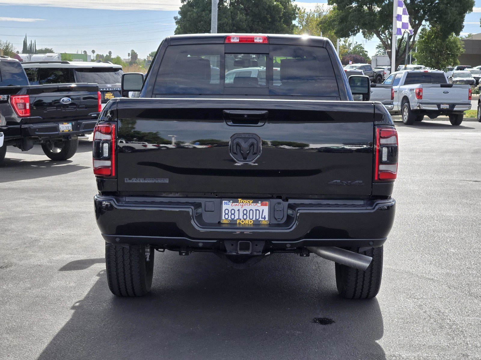 Used 2023 Diamond Black Crystal Pearlcoat Ram Laramie image 6