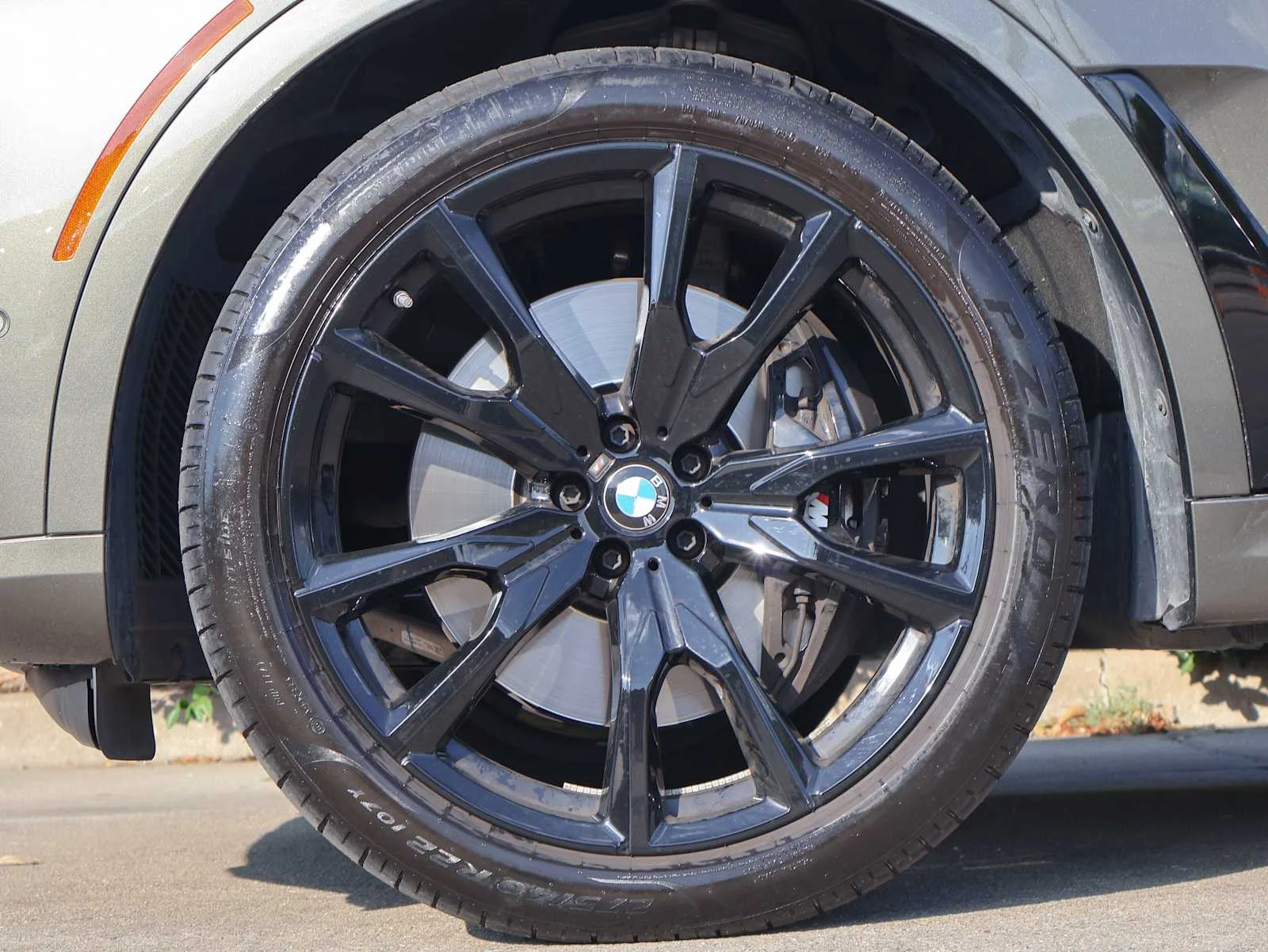 Used 2026 Manhattan Green Metallic BMW xDrive40i image 7
