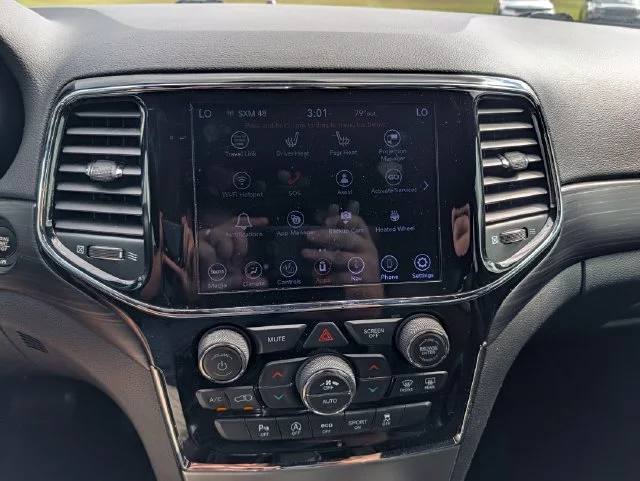 Used 2021 Black Jeep Laredo X image 18