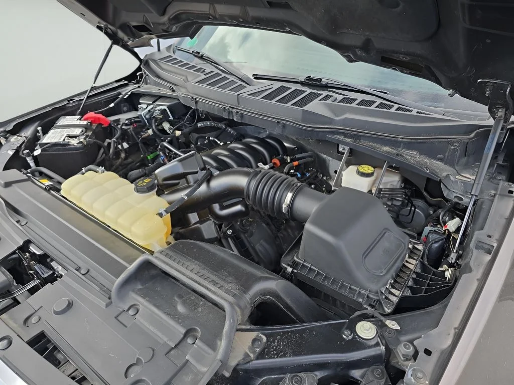 Used 2023 Brown Ford XLT image 38