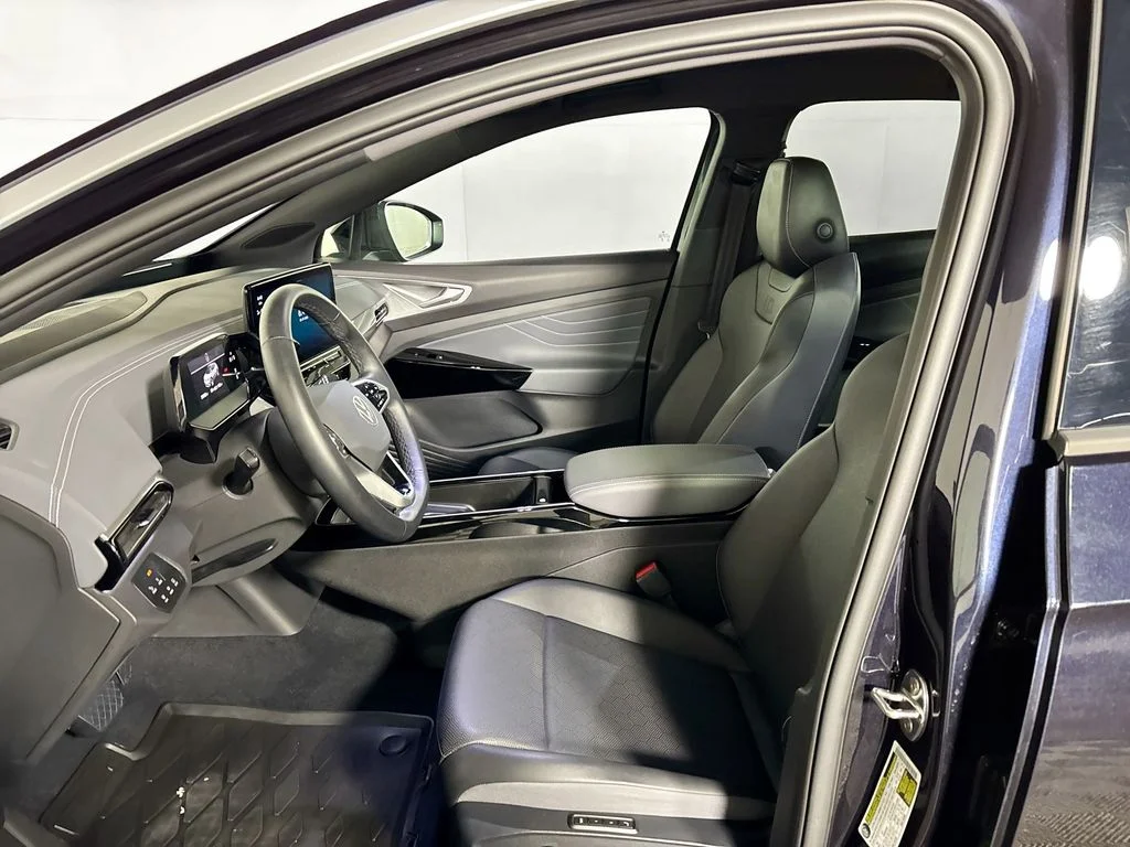 Certified Used 2023 Black Volkswagen Pro S Plus image 12