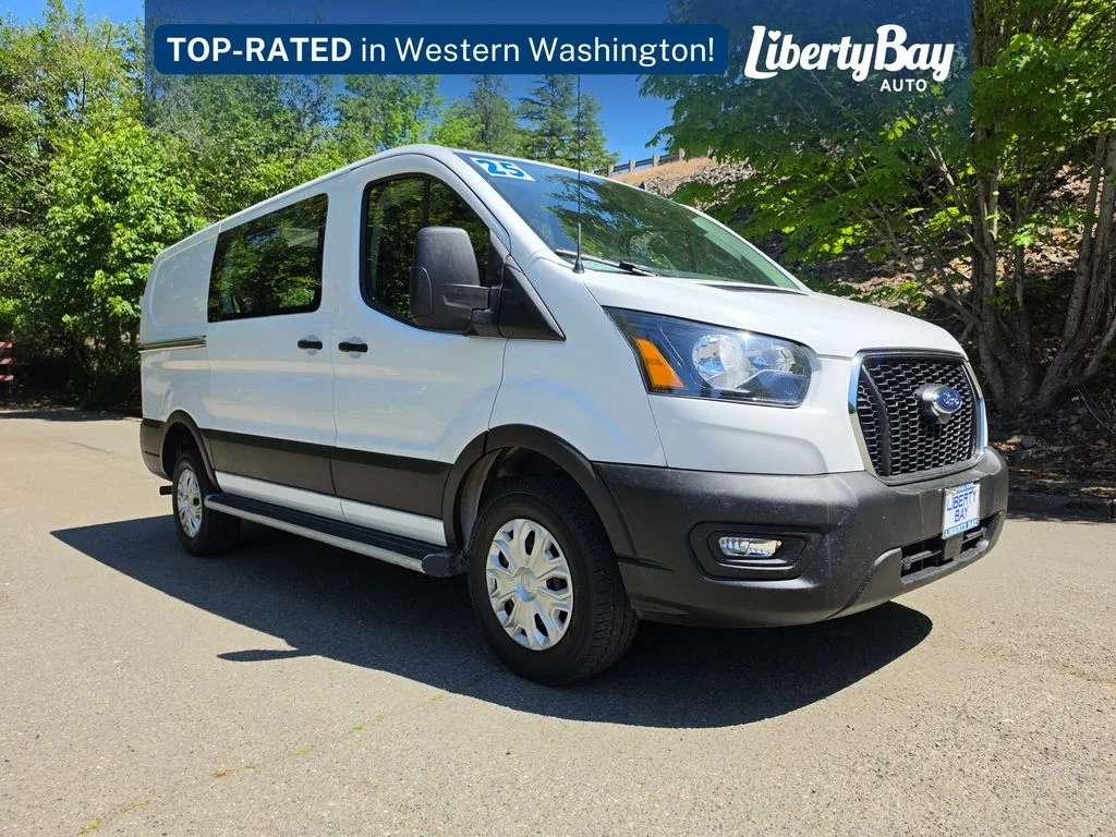 Used 2025 White Ford Base image 3