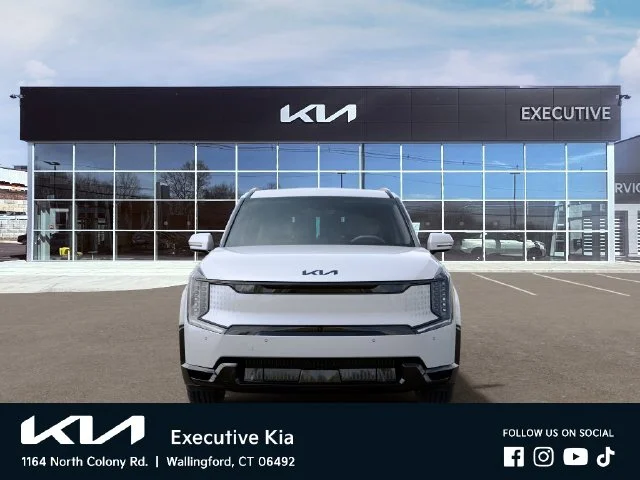 New 2026 White Kia Land image 2