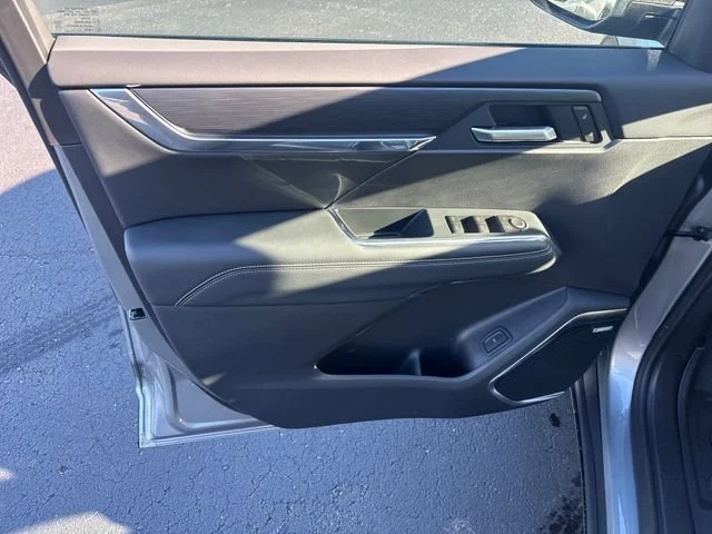 New 2026 Sterling Metallic GMC Elevation image 11