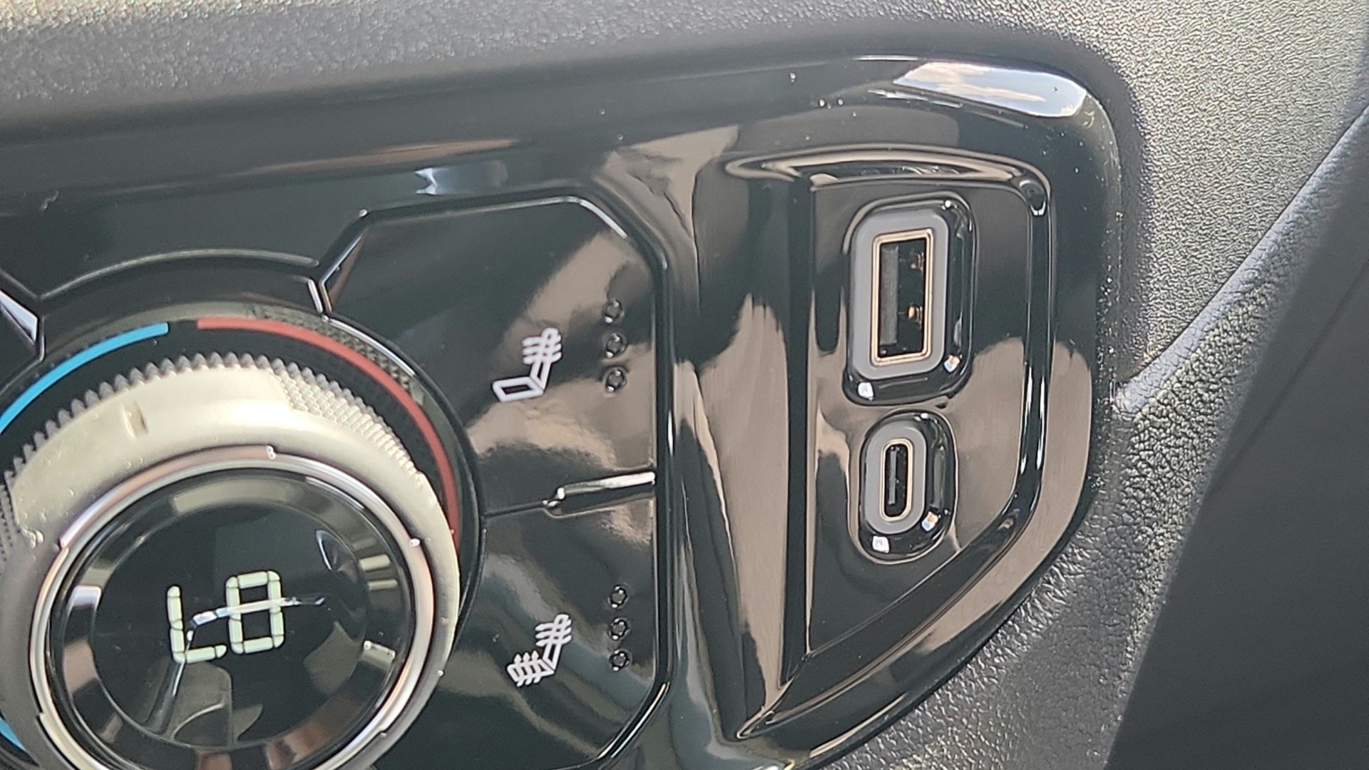 2026 Chevrolet Silverado 1500 LT - Photo 18