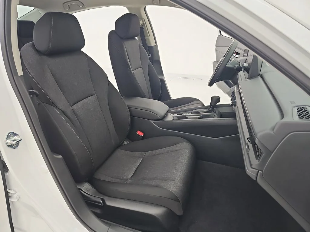 New 2026 Platinum White Pearl Honda LX image 12