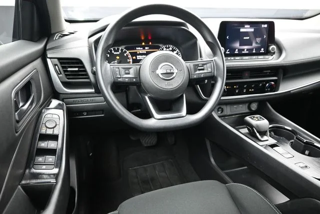 Used 2024 Red Nissan S image 11