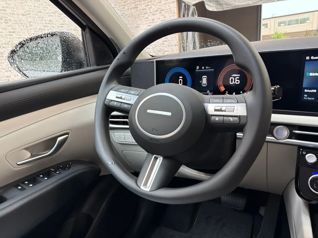 New 2026 Shimmering Silver Hyundai SEL image 18