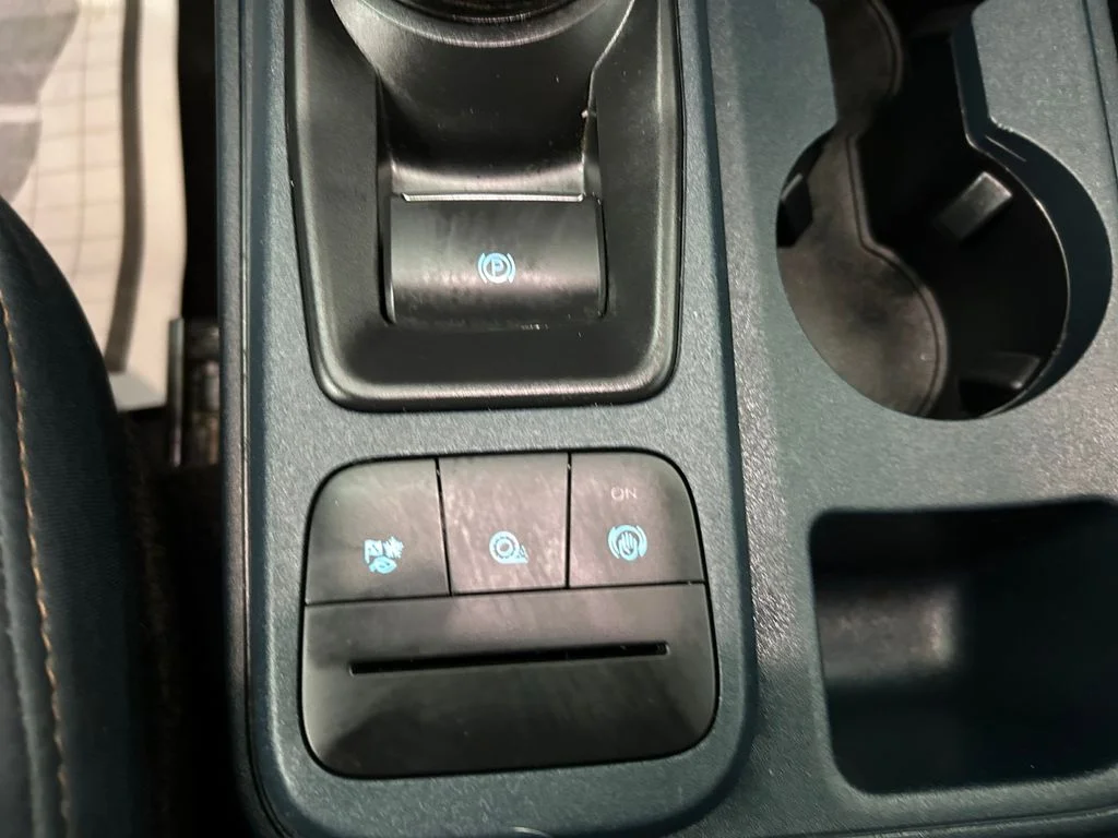 Used 2024 White Ford Lariat image 29