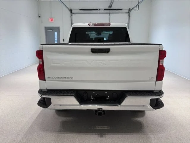 2026 Chevrolet Silverado 1500 LT - Photo 5