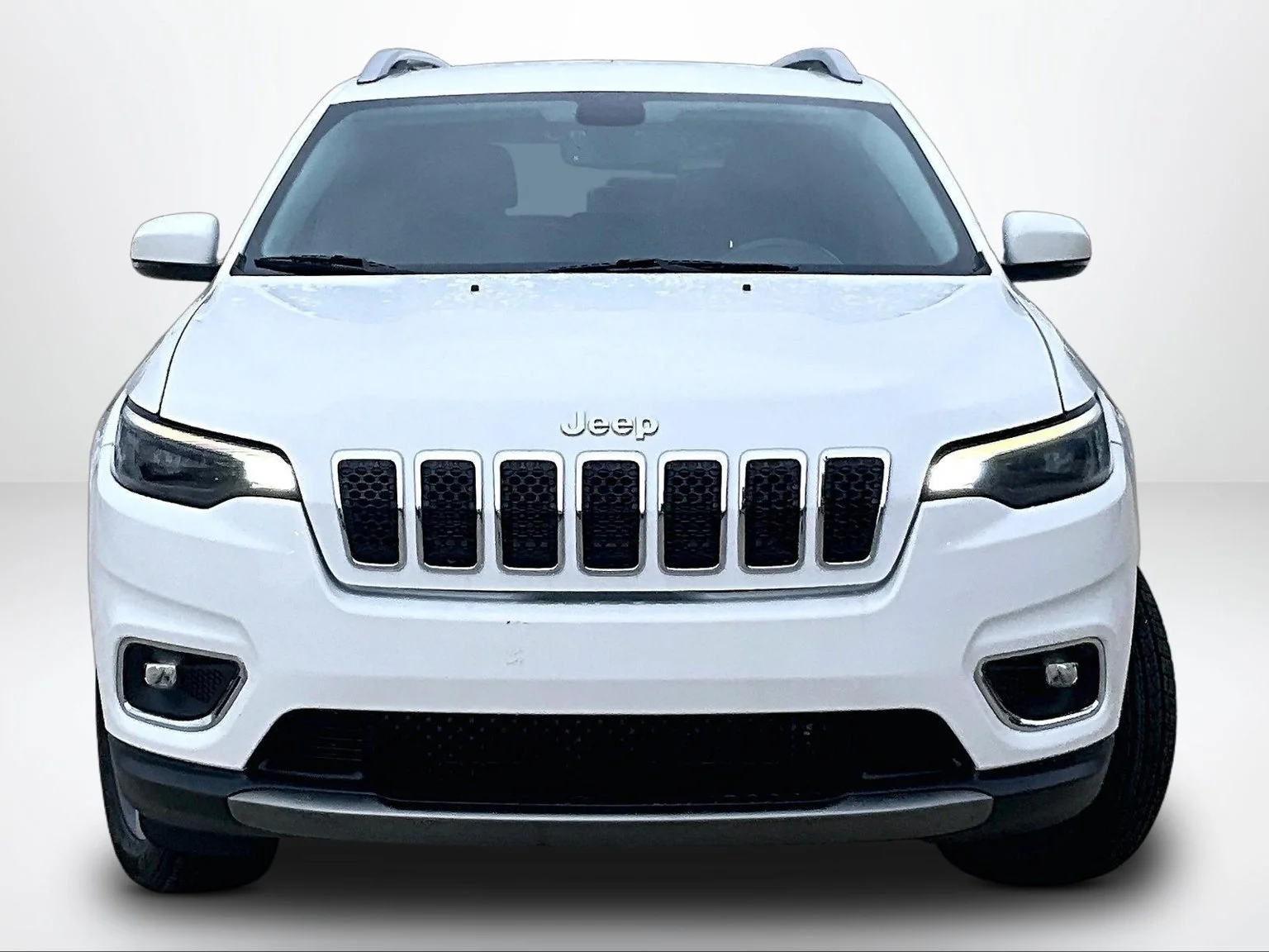 Used 2020 White Jeep Limited image 4