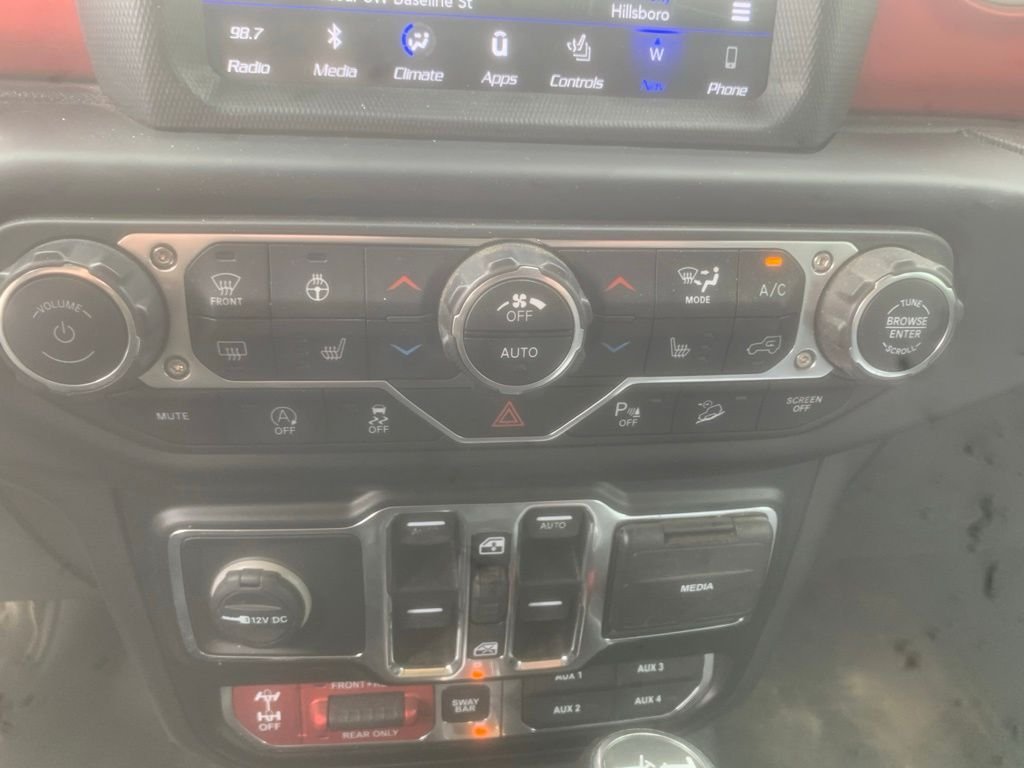 Used 2019 Granite Crystal Metallic Clearcoat Jeep Unlimited Rubicon image 19