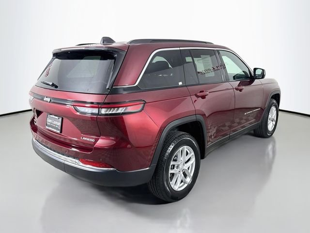 Used 2025 Red Jeep Laredo X image 7