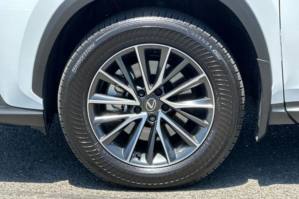 Certified Used 2026 White Lexus 350h Premium image 33