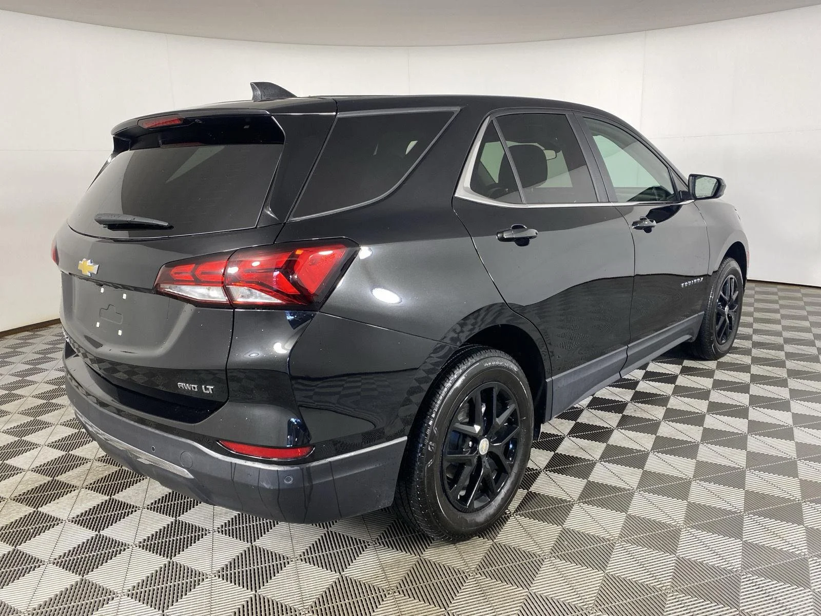 Used 2024 Mosaic Black Metallic Chevrolet LT image 7